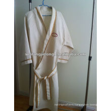 100% cotton white men's waffle bathrobe for hotel